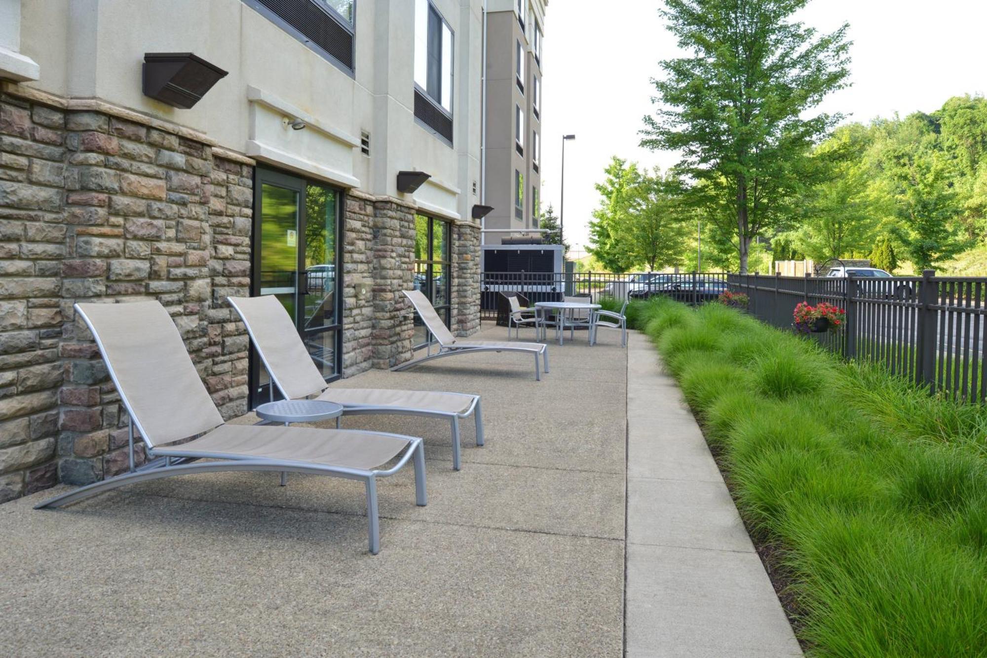 Springhill Suites Pittsburgh Mills Tarentum Eksteriør bilde